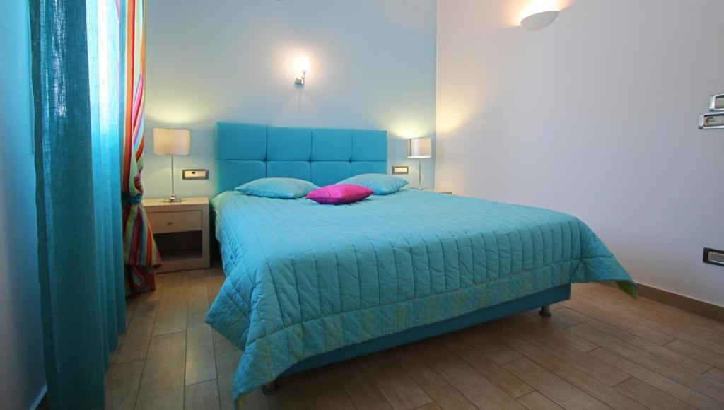 Efharis Otel Kamares  Dış mekan fotoğraf