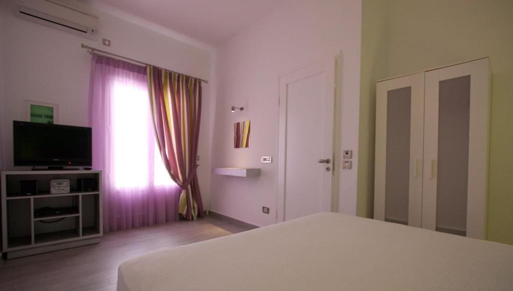 Efharis Otel Kamares  Dış mekan fotoğraf