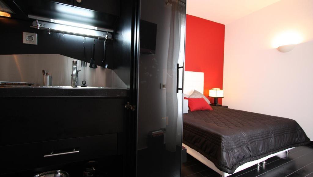 Efharis Otel Kamares  Oda fotoğraf
