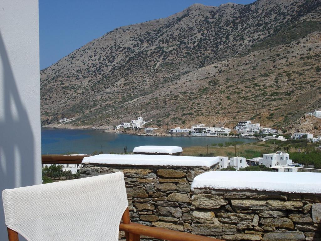 Efharis Otel Kamares  Oda fotoğraf
