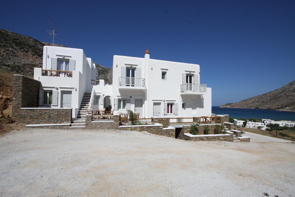 Efharis Otel Kamares  Dış mekan fotoğraf